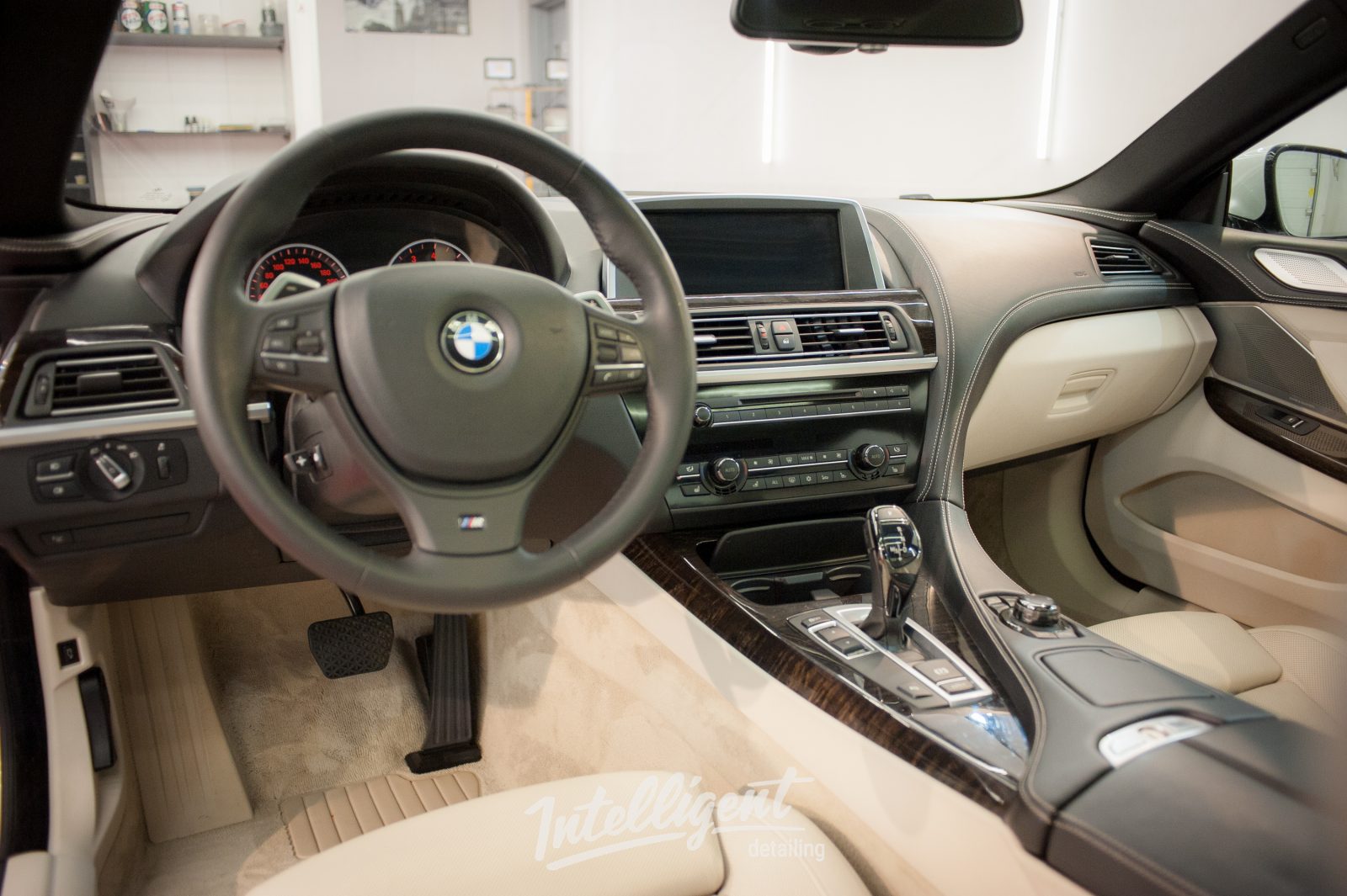 BMW 6 - полировка + химчистка салона