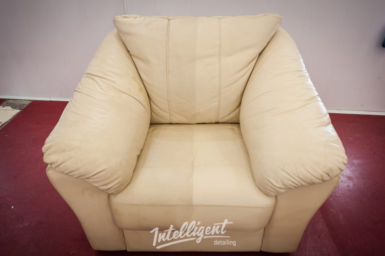 Химчистка кожаной мебели (диван и кресло)