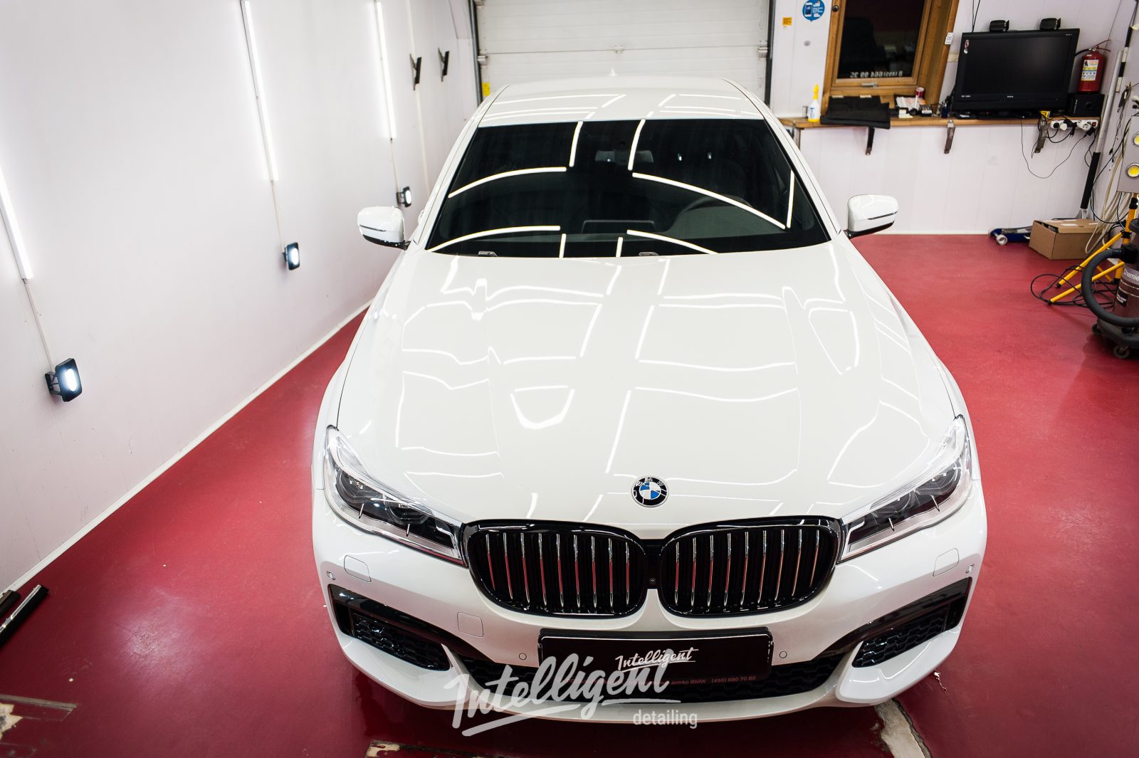 BMW 7 - детейлинг, керамика, полировка.