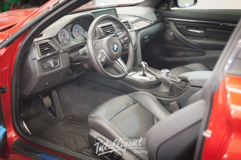 BMW M4 оклейка защитной пленкой