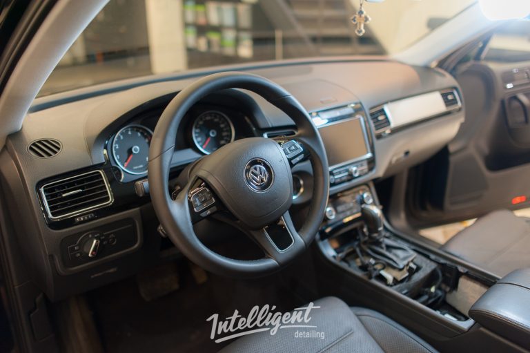 Volkswagen Touareg покраска салона
