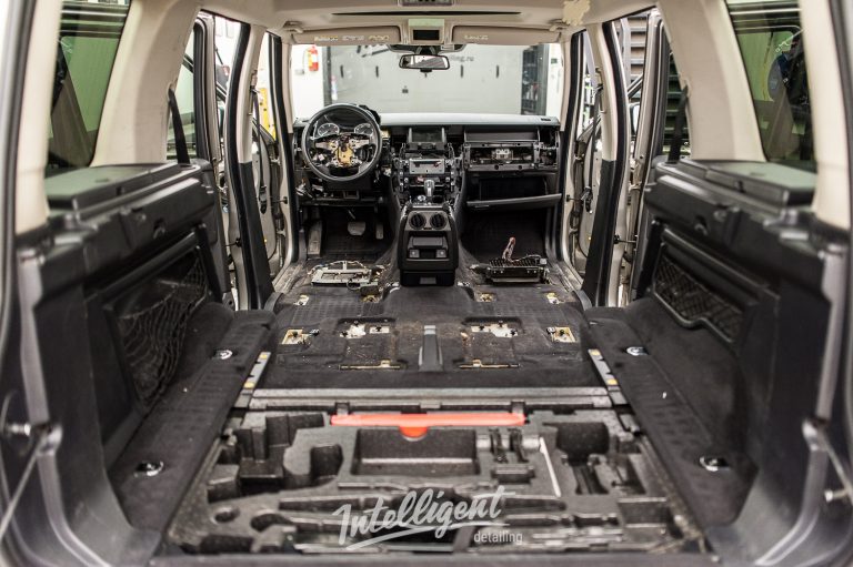 Land Rover Discovery химчистка салона Land Rover Discovery химчистка салона