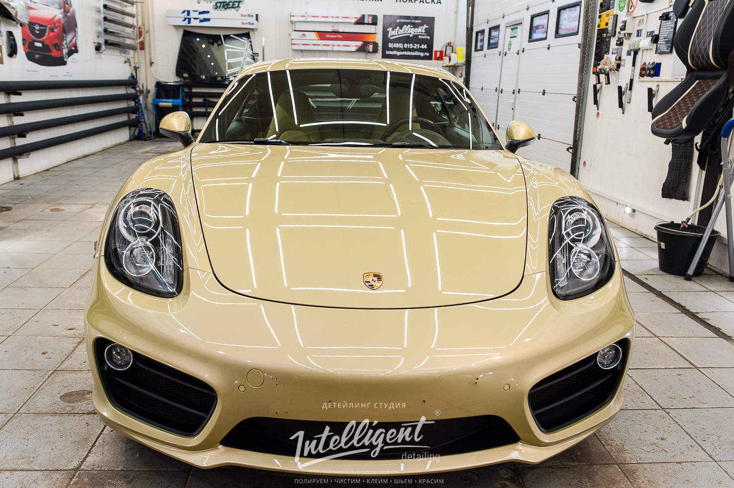 Детейлинг полировка кузова керамика авто Porsche Cayman в центре Intelligent detailing