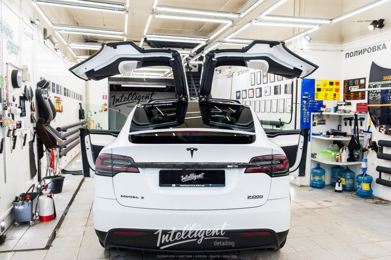 Tesla Model X полировка кузова