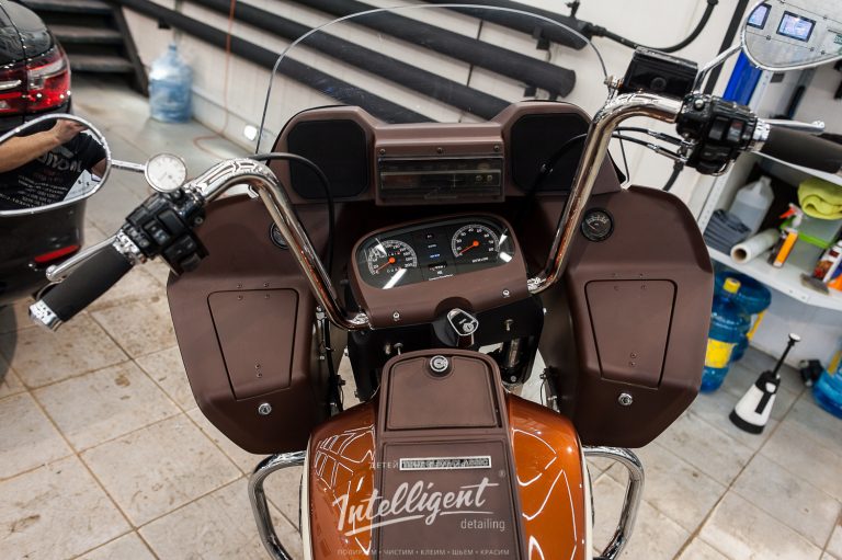 Harley-Davidson мойка и очистка хрома