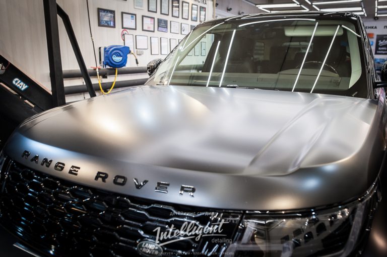 Range Rover оклейка кузова матовой пленкой