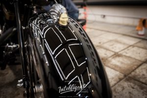 Harley-Davidson полировка и восковой пирог