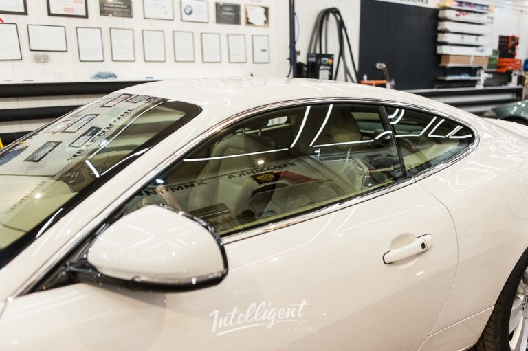 Jaguar XK оклейка молдингов в хром