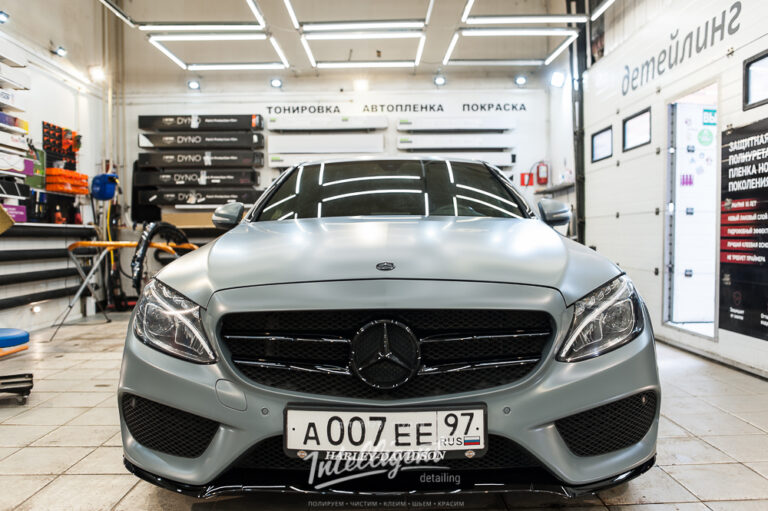 Mercedes e200 оклейка виниловой пленкой и антихром