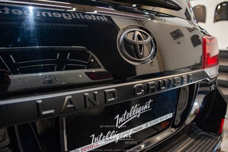 TOYOTA Land Cruiser антихром в черный мат TOYOTA Land Cruiser антихром в черный мат